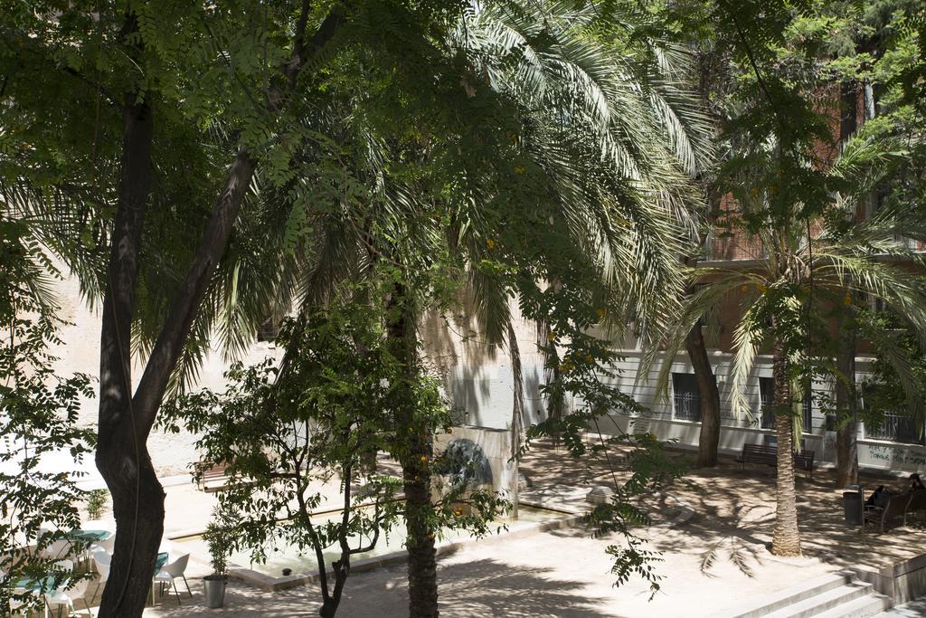 Singularstays Plaza Del Carmen Валенсия Экстерьер фото