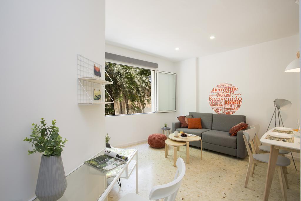 Singularstays Plaza Del Carmen Валенсия Экстерьер фото
