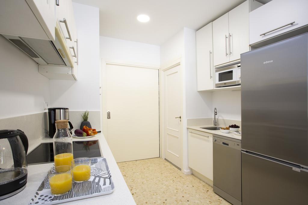 Singularstays Plaza Del Carmen Валенсия Экстерьер фото